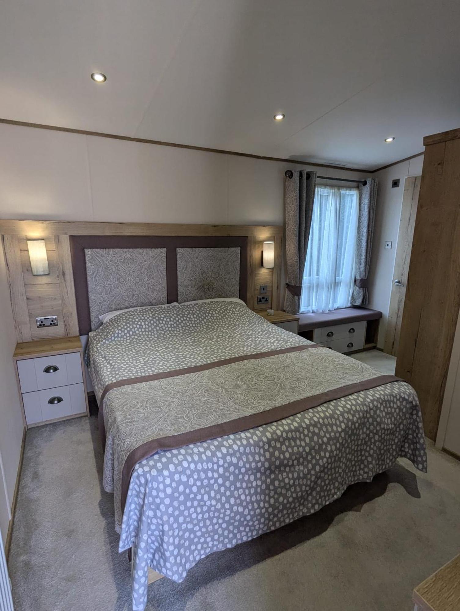 Stunning Caravan With Panoramic Views Weymouth Littlesea Haven Wyke Regis Kültér fotó